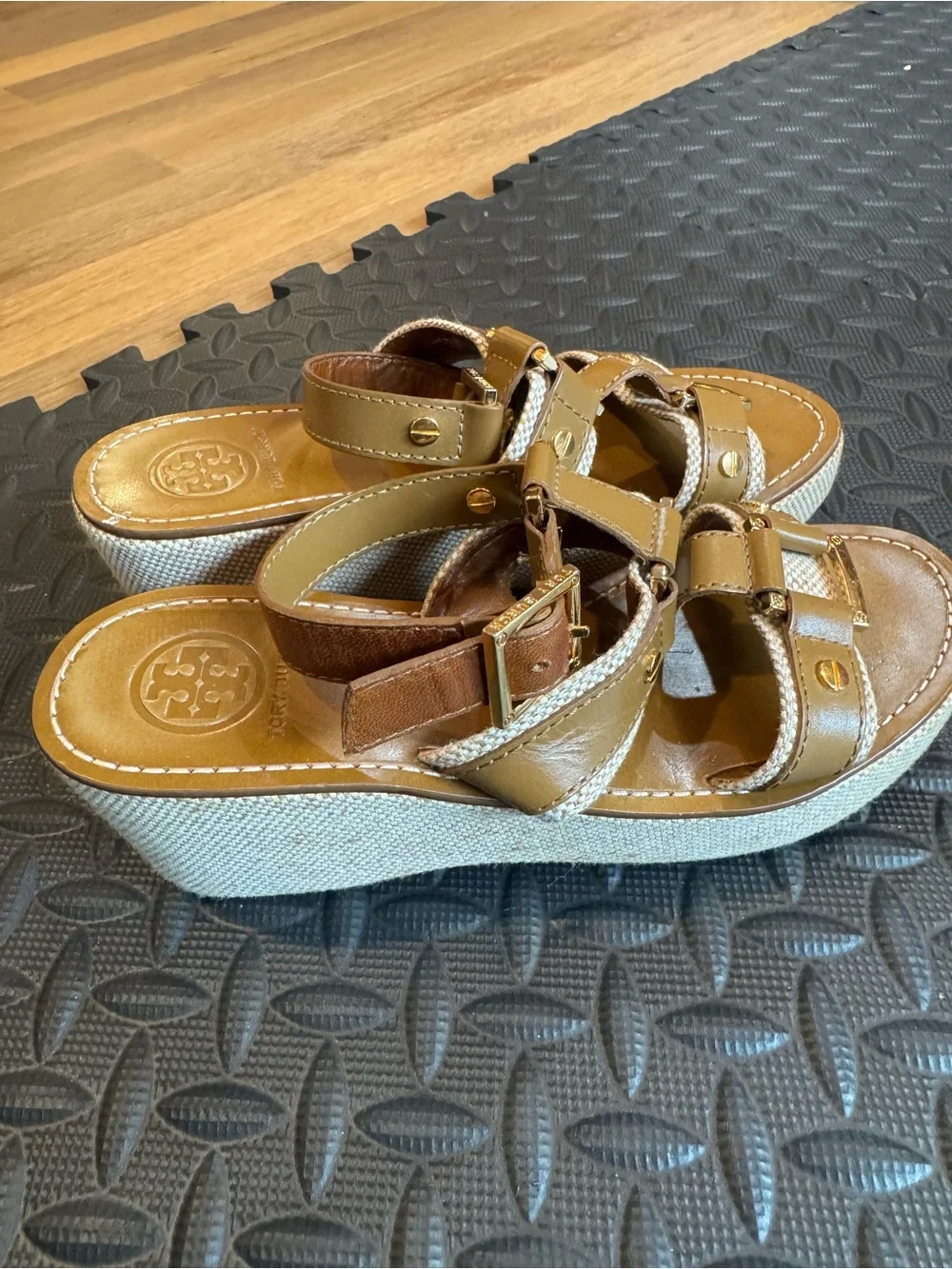 Tory Burch platform sandals sz 7M